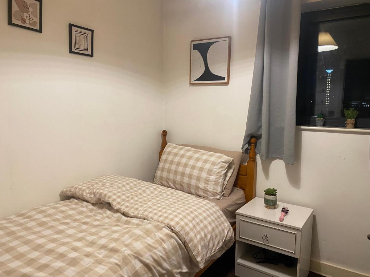 Penthouse Private Room - Top Rated - Great Location Birmingham Dış mekan fotoğraf