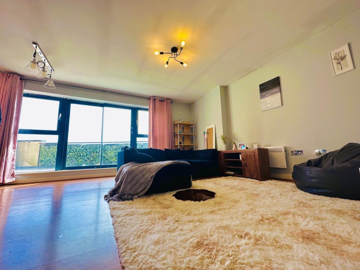 Penthouse Private Room - Top Rated - Great Location Birmingham Dış mekan fotoğraf